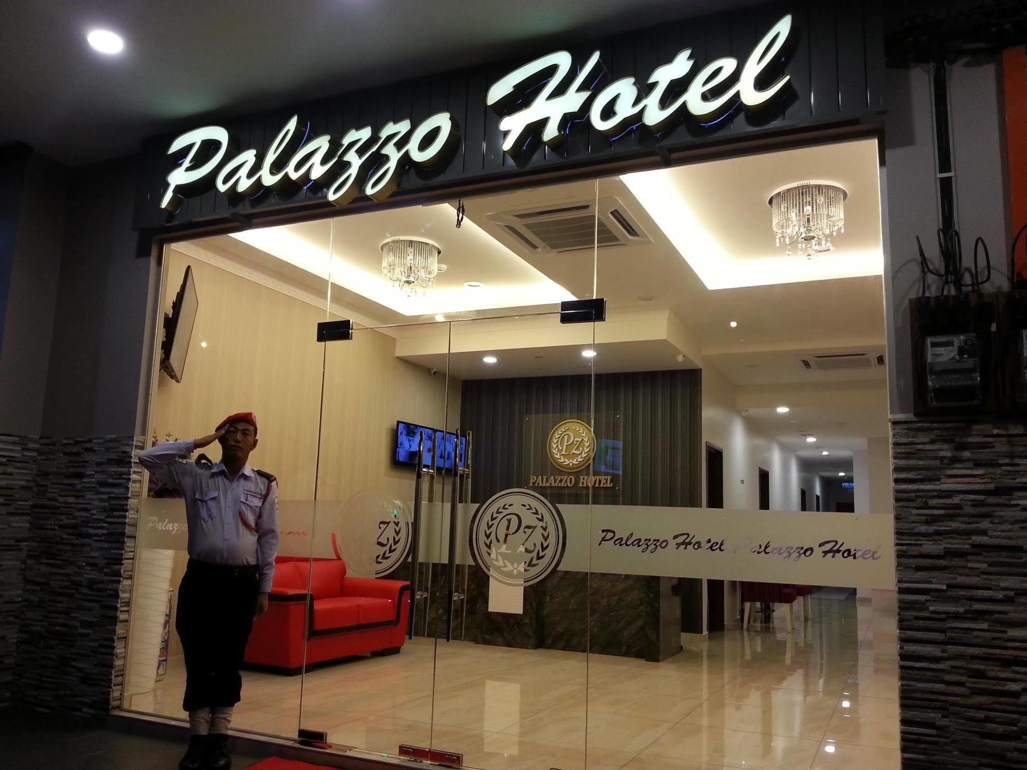 Palazzo Hotel Kulai Eksteriør bilde