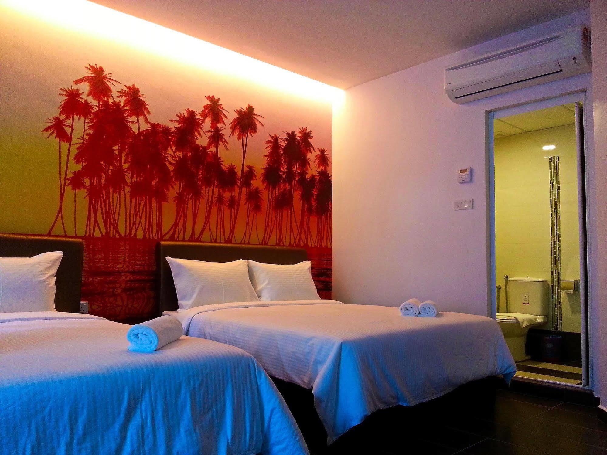 Palazzo Hotel Kulai Eksteriør bilde
