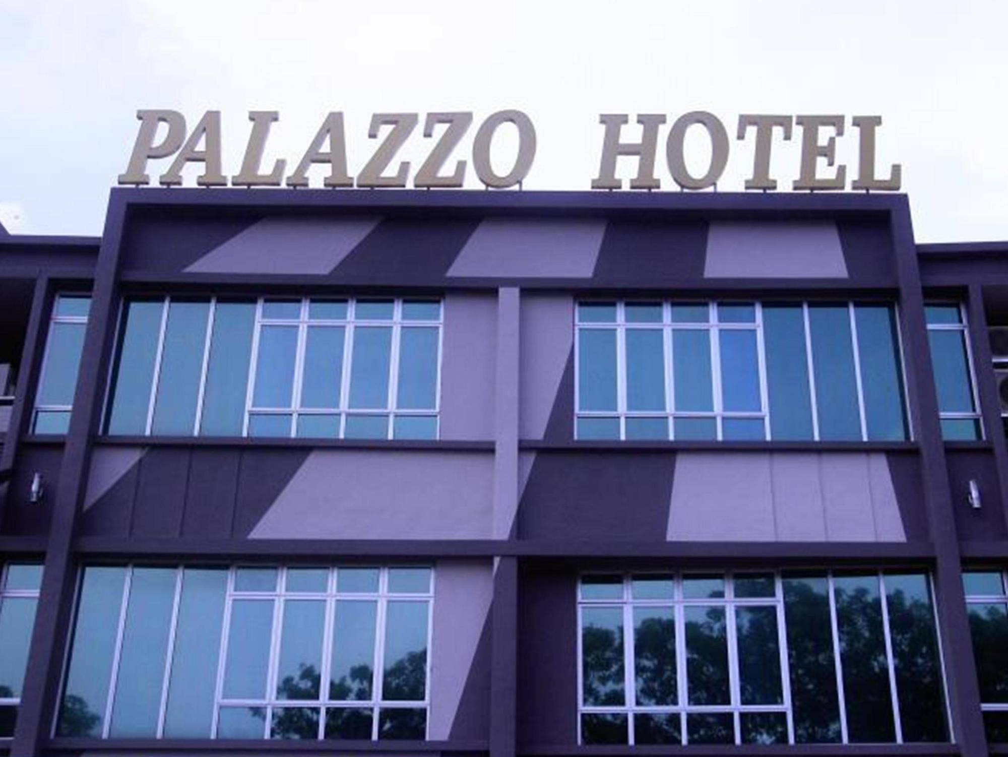 Palazzo Hotel Kulai Eksteriør bilde