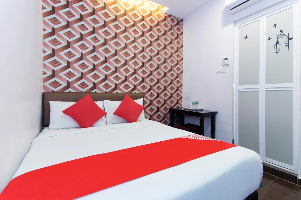 Palazzo Hotel Kulai Eksteriør bilde