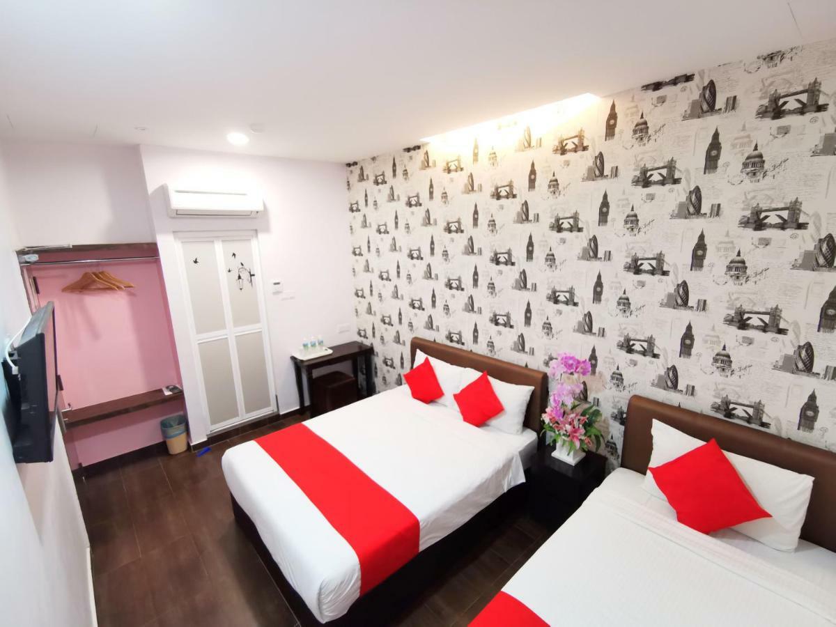 Palazzo Hotel Kulai Eksteriør bilde