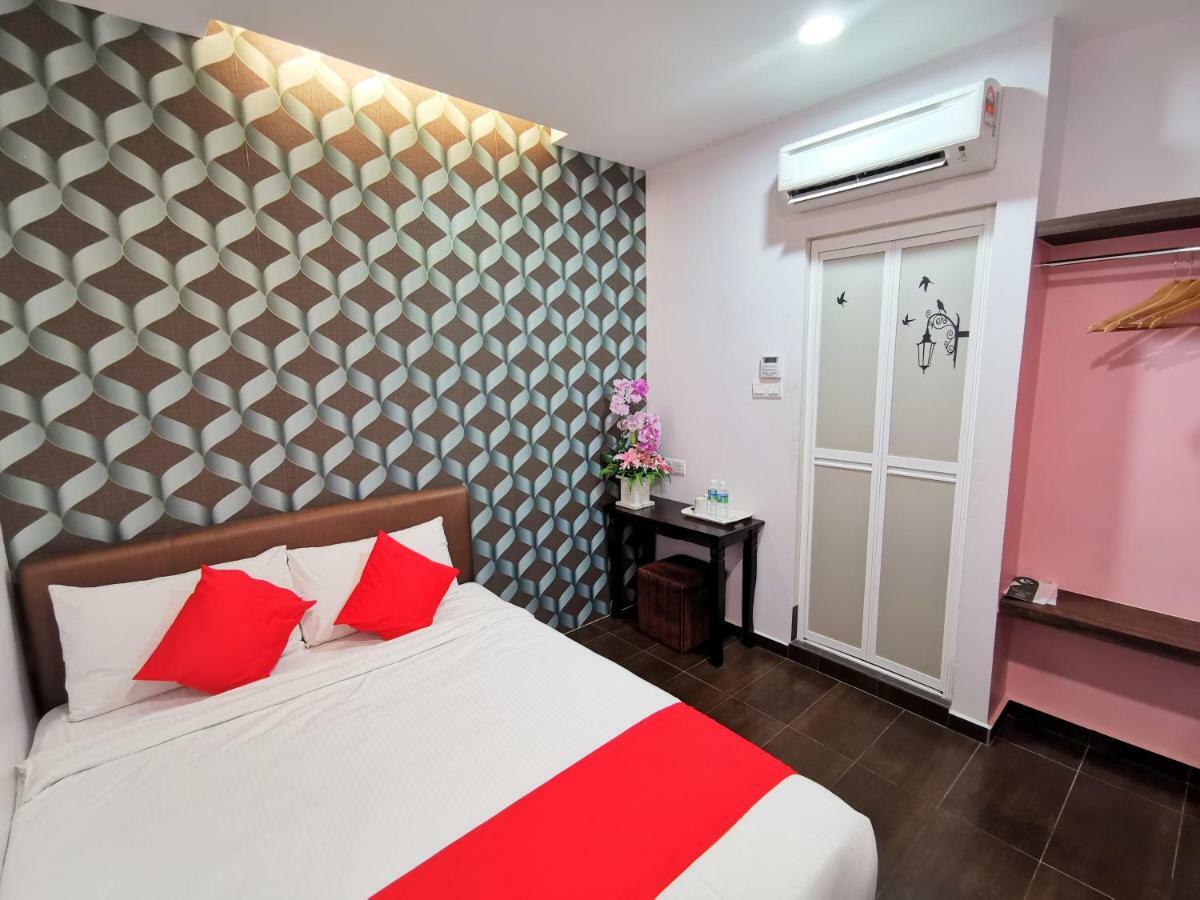 Palazzo Hotel Kulai Eksteriør bilde