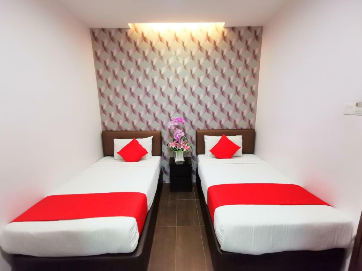 Palazzo Hotel Kulai Eksteriør bilde