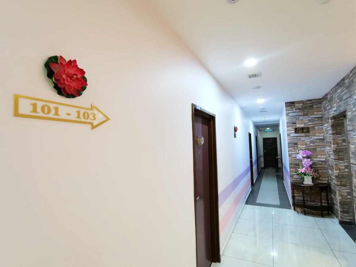 Palazzo Hotel Kulai Eksteriør bilde